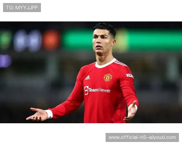 C罗禁区外重炮轰门直挂死角